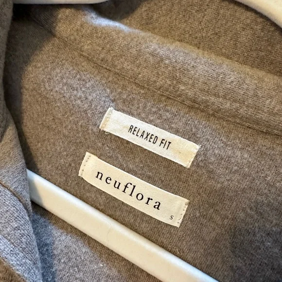 Neuflora New York Top - Picture 2 of 3